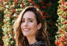 A Winter Maxi Dress – Front Roe by Louise Roe A Winter Maxi Dress - Front Roe by Louise Roe