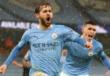Man City go top after beating Villa Man City go top after beating Villa