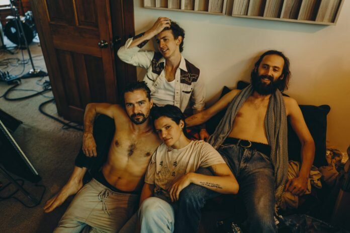 Big Thief's New Single Is an Effervescent, New York City Love Song | SPIN